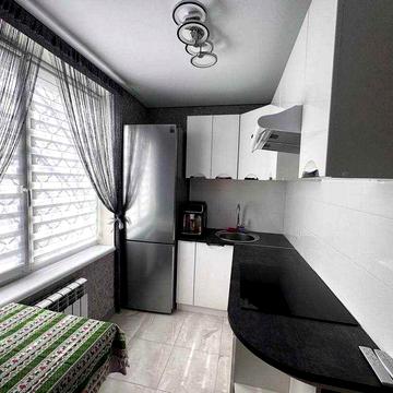 Продам 1 к.кв., возле м. Победа (404917)