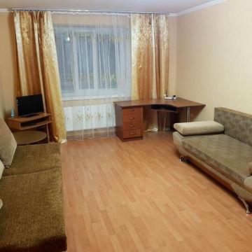 Продам 1-кімнатну квартиру з коморою та  автономним опаленням