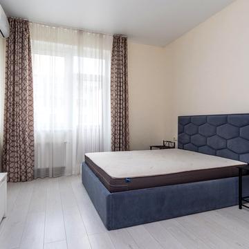 Юлії Здановської вул. (Ломоносова), 73-Ж