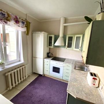 Драгоманова вул., 23