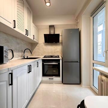 Борщагівська вул., 10-А