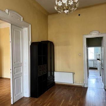 Оренда 2-к . квартири  по вулиці Грушевського