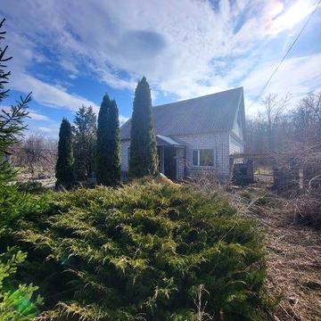 Продам дом с большим земельным участком. Y.A.