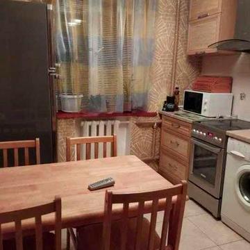 Продаж 2-к квартири вул. Холодногірська, поруч ДК Фрунзе