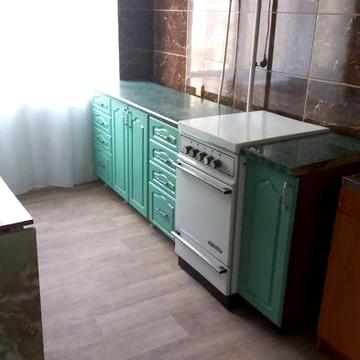 Сдаю 3-х комнатную квартиру ( ул. Новозаводская).