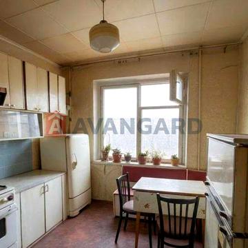 Продаж ЖМ Перемога 3х кімнатна 36000 usd.