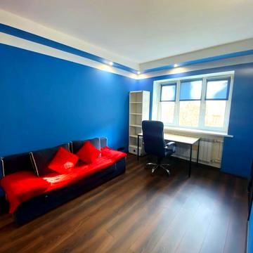 Бакинська вул., 30