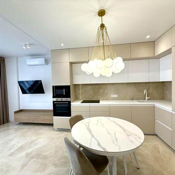 Оренда 2-3 кімнатної квартири в ЖК Республіка (Respublika)