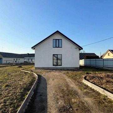 Продаж будинку з ремонтом та технікою