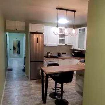 Сдам просторную 2х комнатную квартиру в ЖК Днепровская Брама 1