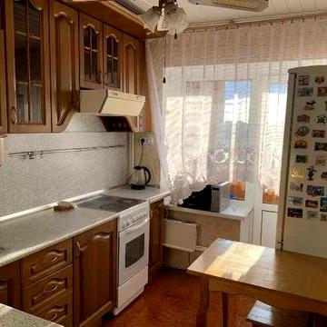 Продається 2 кімн. квартира, вул. Драгоманова 40а, Позняки.