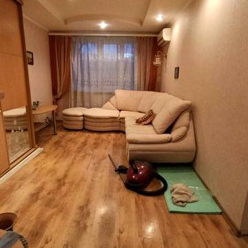 Продаж трикімнатної квартири в центрі Фастова
