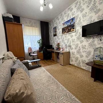 Продаж двокімнатної квартири в районі Ковалівки.