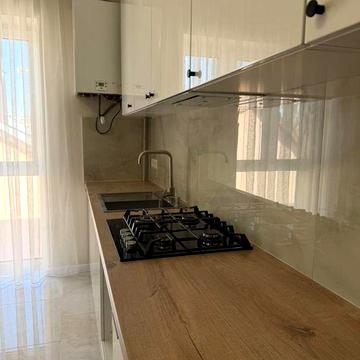 1,5 кім з ремонтом , газ, Є відновлення