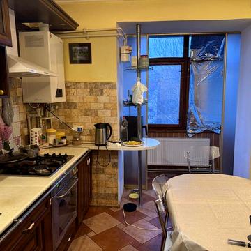 3-к в Новому районі