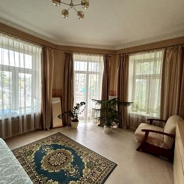 Продам 3-х кімнатну квартиру в центрі Молдаванки по Державній програмі