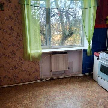 Продаю 3 кімнатну квартиру ( село Веселівка)