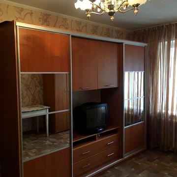 Здам 1 кімнатну квартиру на Лушпи біля ринку 1 поверх