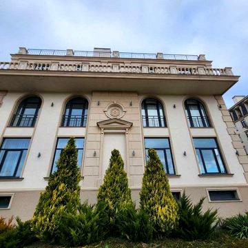 Продам просторную 3 ком квартиру в элитном ЖК у моря на пос Котовского