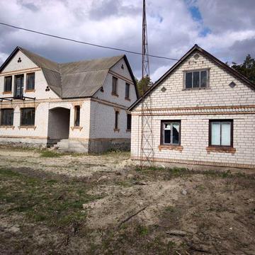 Продаж будинку в Рокитне з виходом до лісу