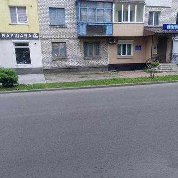 Продається 3-х кімн. квартира під бізнес