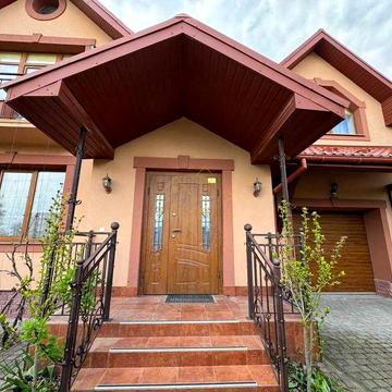 Просторий Будинок з ремонтом, меблями та зручним розташуванням!!!