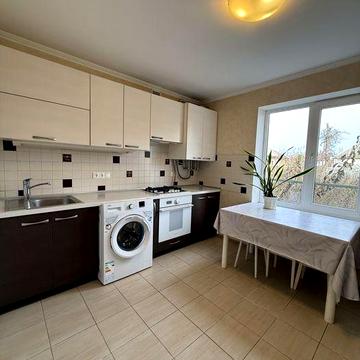 Продаж будинку Надпільна/Крилова. Казбет