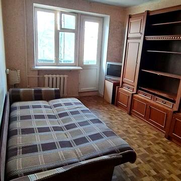 Довгострокова оренда 2к Квартира Євгена Танцюри (Генерала Петрова) вулиця