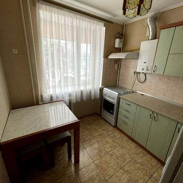 Здається  квартира в оренду від власника.