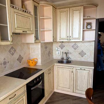 еВідновлення. Продам 2-х кімнатну квартиру на вул.Академіка Королева