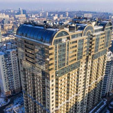 Пентхаус на Печерську , вид з тераси на Батьківщину Мати ЖК Дельмар