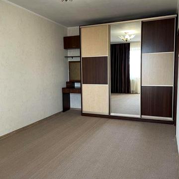 Левада, вул. В. Івасюка (Головка), 1-кімн.квартира.