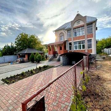 Оренда окремого будинку в 20 хв від міста