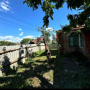 Продаж нерухомості, ділянка 7 соток