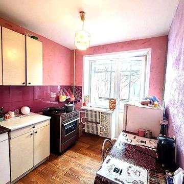 Сдам 1 к. кв. на Соколе, 2-й этаж, можно с животными.