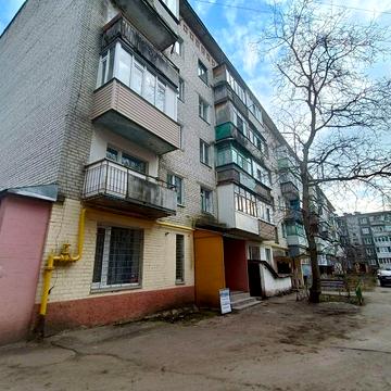 Компактна квартирка. Шерстянка.