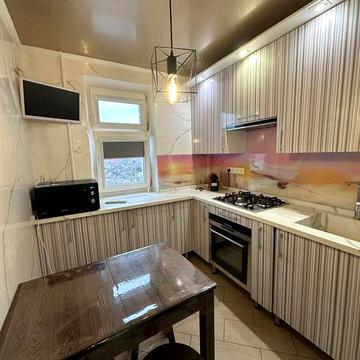 Здається 3к кварира на лівому березі