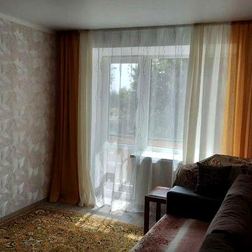 Обміняю двокімнатну квартиру на будинок