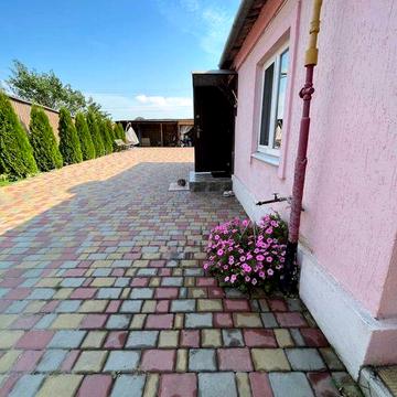 Продам автономний будинок с. Наталине