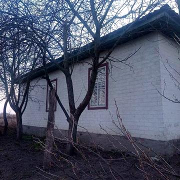 Будинок в 10км від Чернігова. Зем. ділянка 40сот.