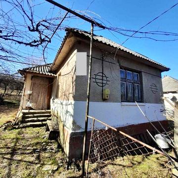 Продаж  будинку та ділянки 44 сот 20 км.від Ужгороду с.Нижнє Солотвино