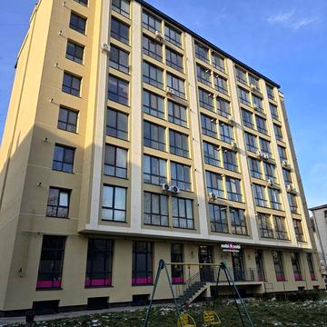 Сертифікати/2 кім квартира з частковим ремонтом Короля Данила/ЦЕНТР/ОЗ