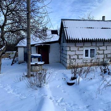 Продам будинок в смт. Комишня.