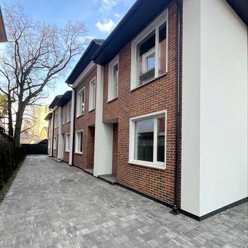 Таунхаус/дом . Газ. Рядом школа №2