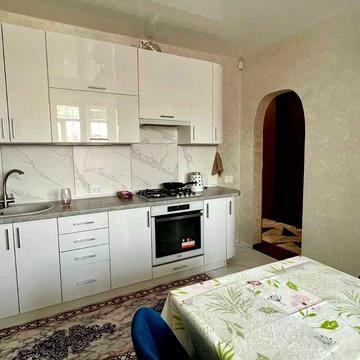 Оренда просторої 1-кімнатної квартири вул. Шевченка 134а Ближній центр