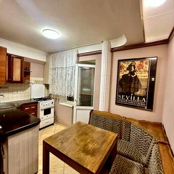 Вулиця Зодчих 38 ТЦ Апрель швидкісн. трамвай прямий транспорт до метро