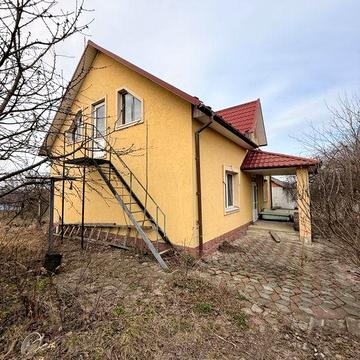 Продаж будинку в м.Хотин