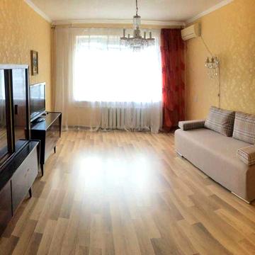 Надаю в оренду 3-кімнатну квартиру на жм Тополя-З