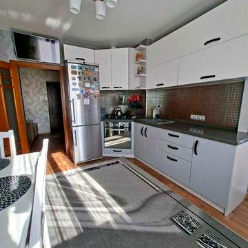 Продам 3 кімнатну квартиру на  Котовського /Кримський бульвар