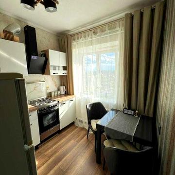 Продаж 1-кімнатної квартири вул. Борова